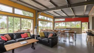 RooBar couches