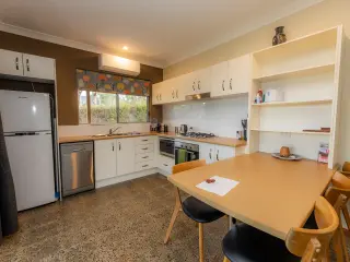 Wombats Cottage kitchen